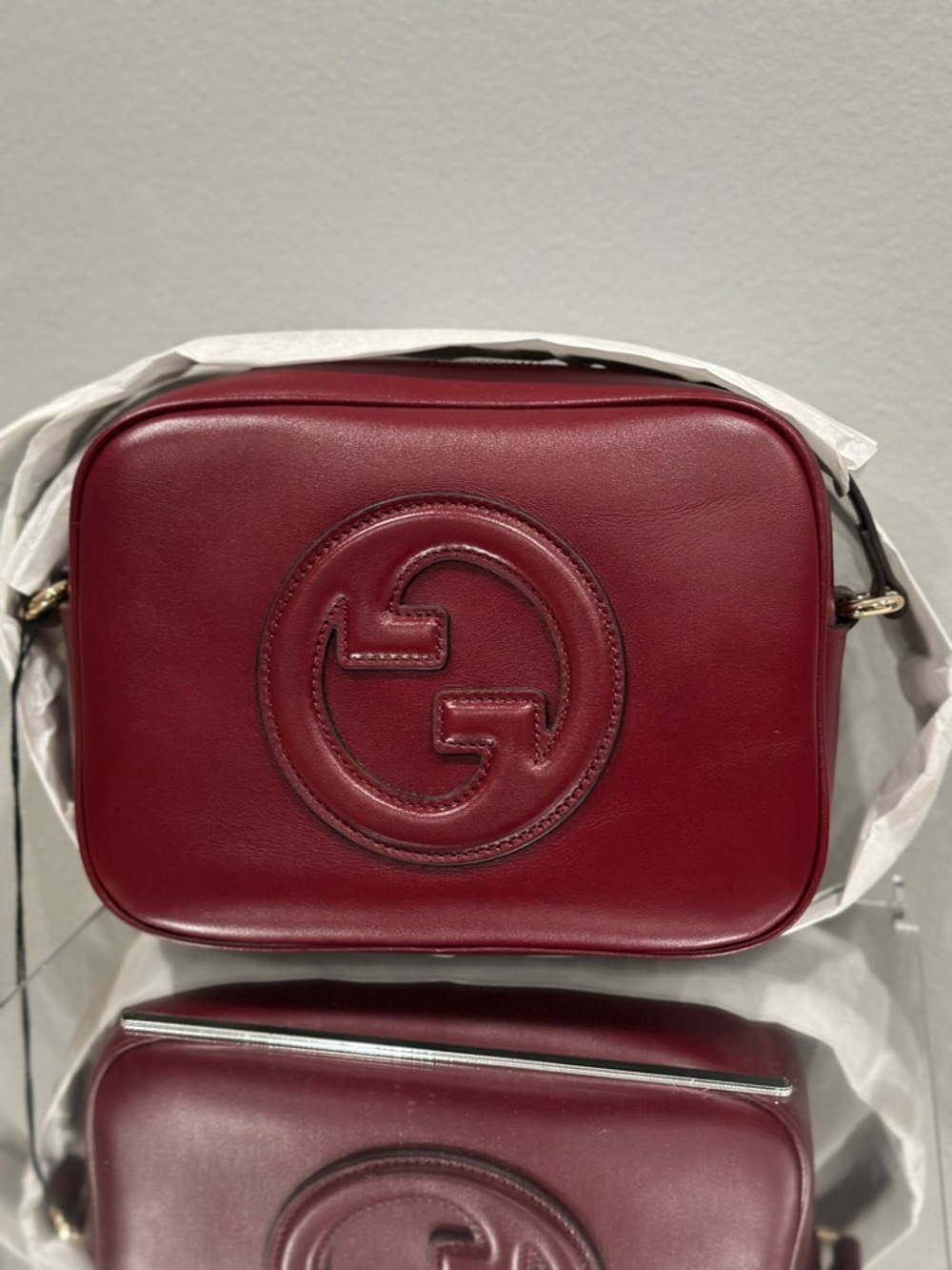 Gucci Blondie Mini Crossbody Bag - Picture 3 of 14